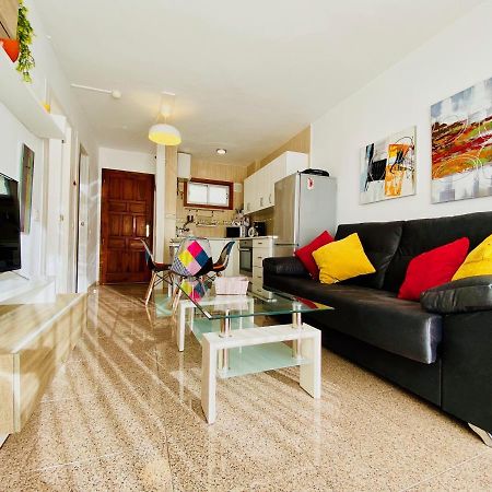 Orange And White Apartment In Yumbo San Bartolome de Tirajana  Exterior photo