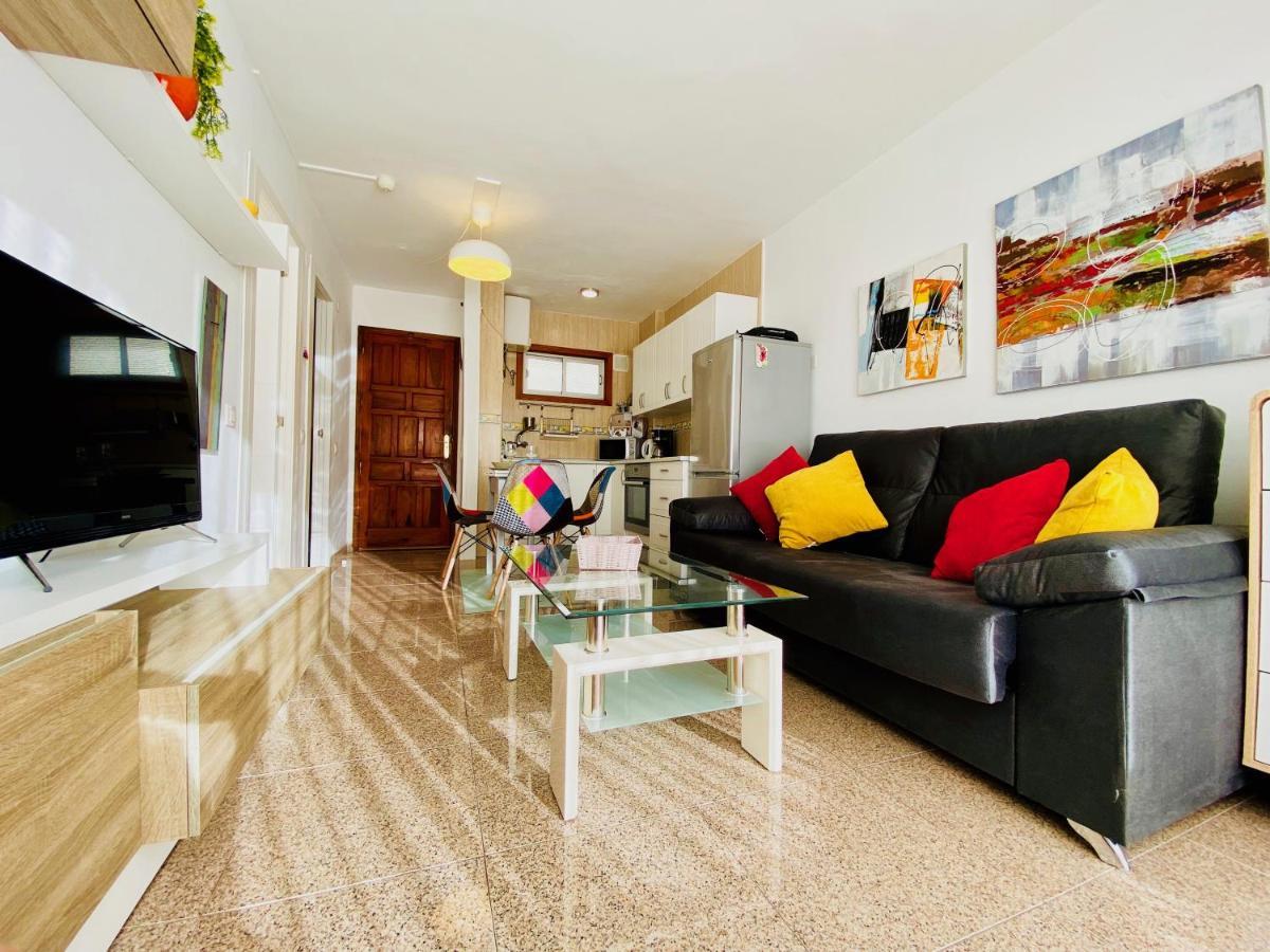 Orange And White Apartment In Yumbo San Bartolome de Tirajana  Exterior photo