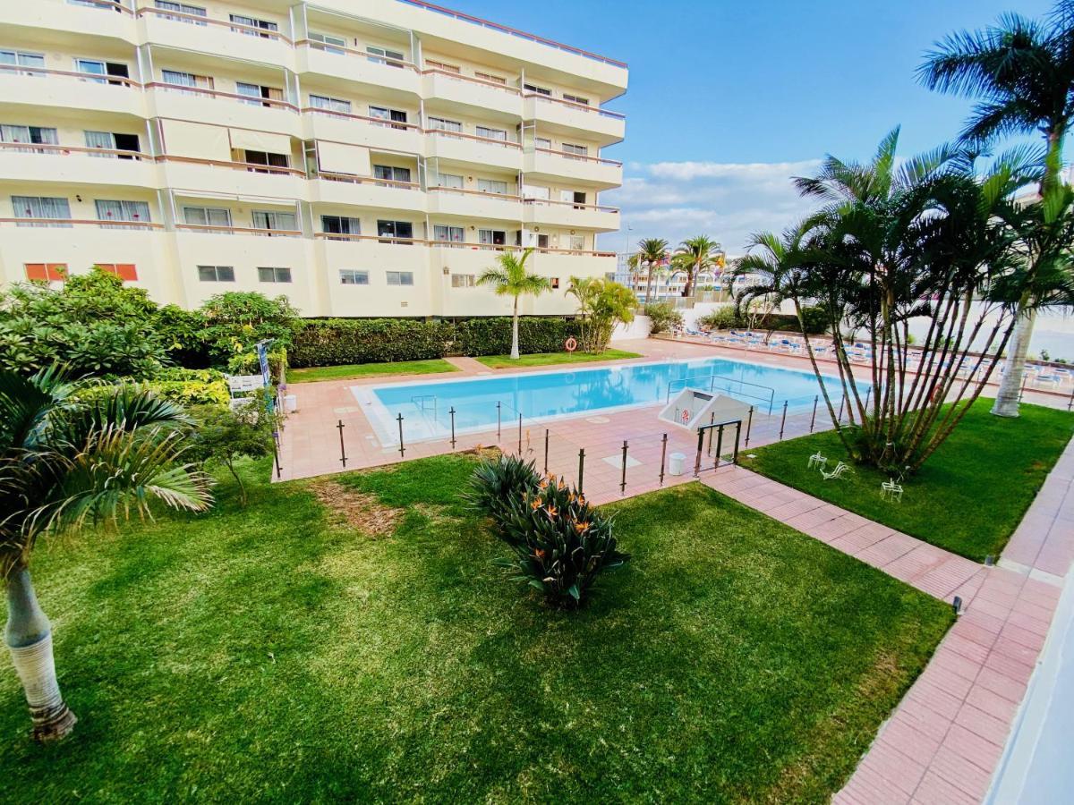 Orange And White Apartment In Yumbo San Bartolome de Tirajana  Exterior photo