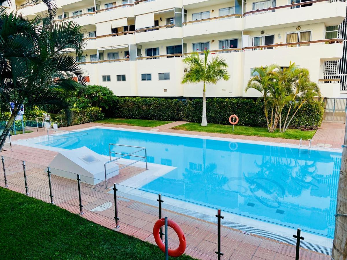 Orange And White Apartment In Yumbo San Bartolome de Tirajana  Exterior photo