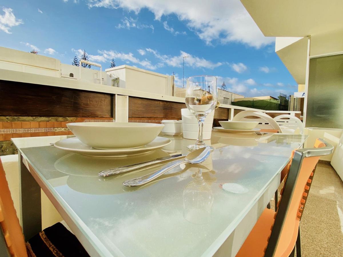 Orange And White Apartment In Yumbo San Bartolome de Tirajana  Exterior photo