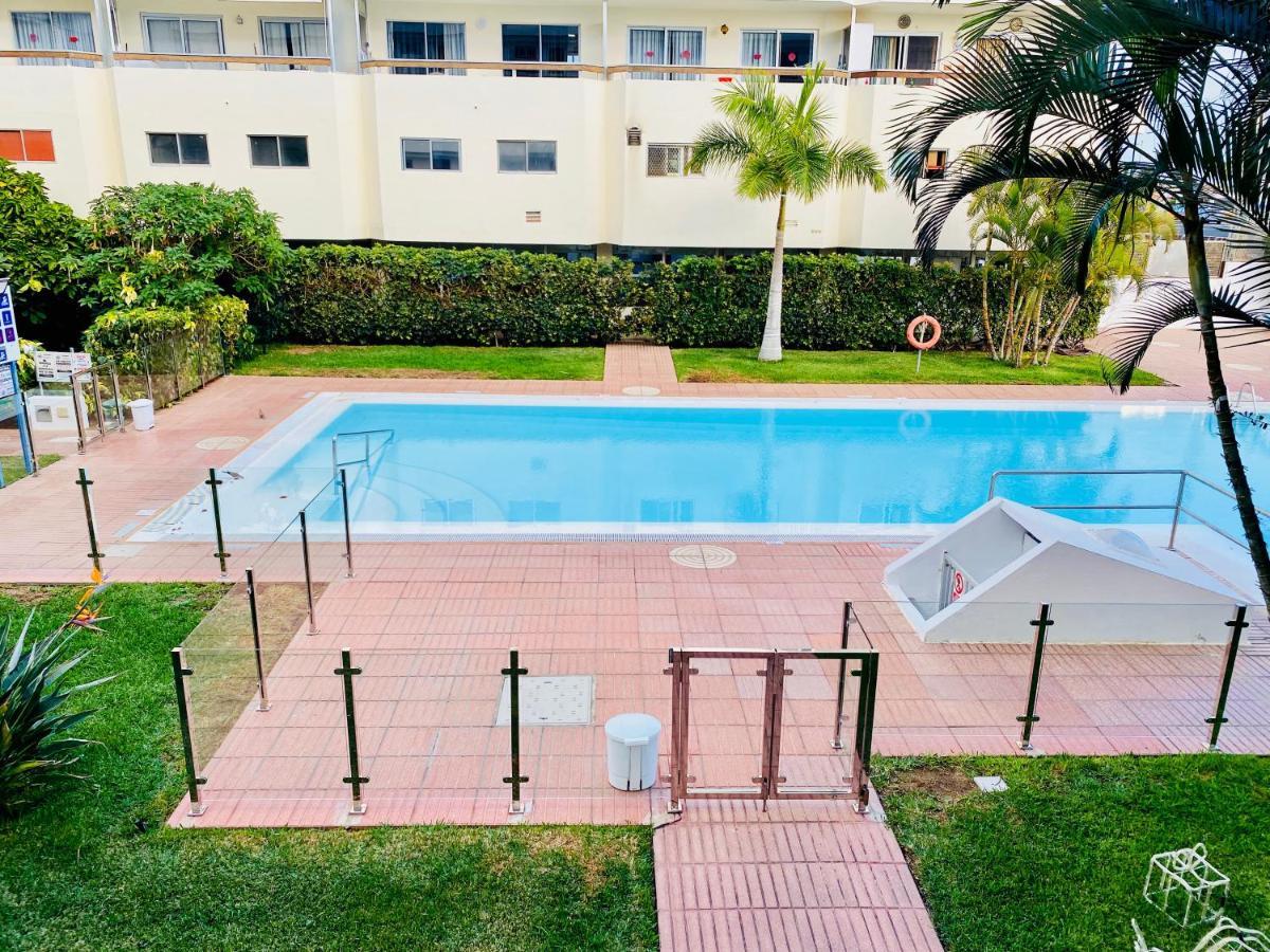 Orange And White Apartment In Yumbo San Bartolome de Tirajana  Exterior photo